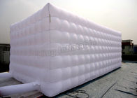 でき事のための正方形の白く膨脹可能な立方体のテントのステッチの構造によってカスタマイズされるサイズ