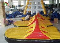 黄色/赤いポリ塩化ビニールの防水シート ウォーター・スポーツのための膨脹可能な水おもちゃ/巨大な靴