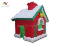 5*4*4 mの膨脹可能な広告プロダクト祝祭の装飾のクリスマスの赤い家のテント