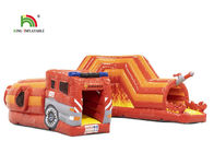 ポリ塩化ビニール0.55mm 21ftの子供のための赤い普通消防車の膨脹可能な障害物コース