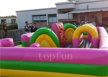 プラトン ポリ塩化ビニールの防水シート、子供のための膨脹可能な遊園地の障害ゲーム