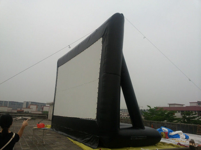 屋外の商業でき事のための注文の10m*7m膨脹可能な映画スクリーン