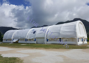 40 x 10 x 6つのMポリ塩化ビニールの強風の抵抗の白く膨脹可能なでき事のテント